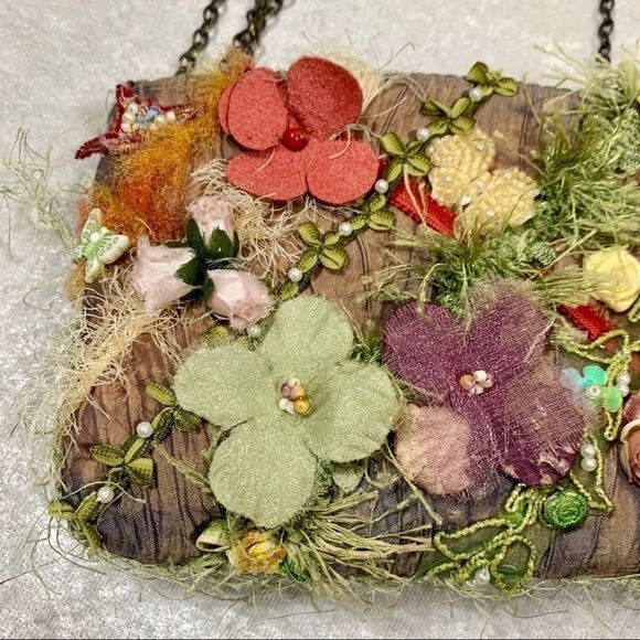 🏆HP🏆 Mary Frances Fantasy Floral Butterfly Bag - Picture 13 of 16